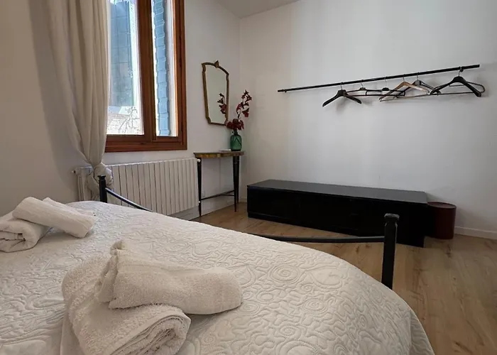 Loggia Rialto Apartments